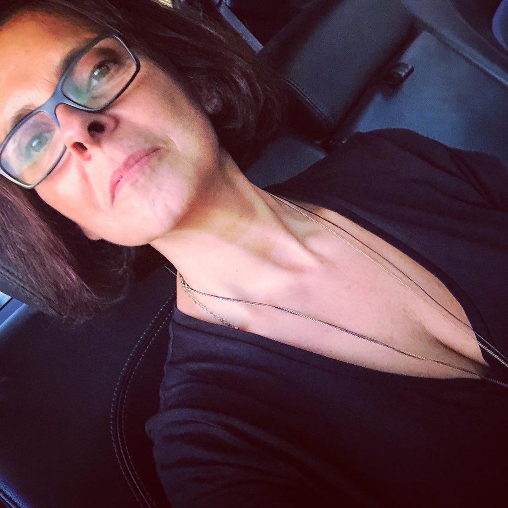 nidalachkar's tweet photo. #random_photo 🥰 https://t.co/OKcO7Q53hp