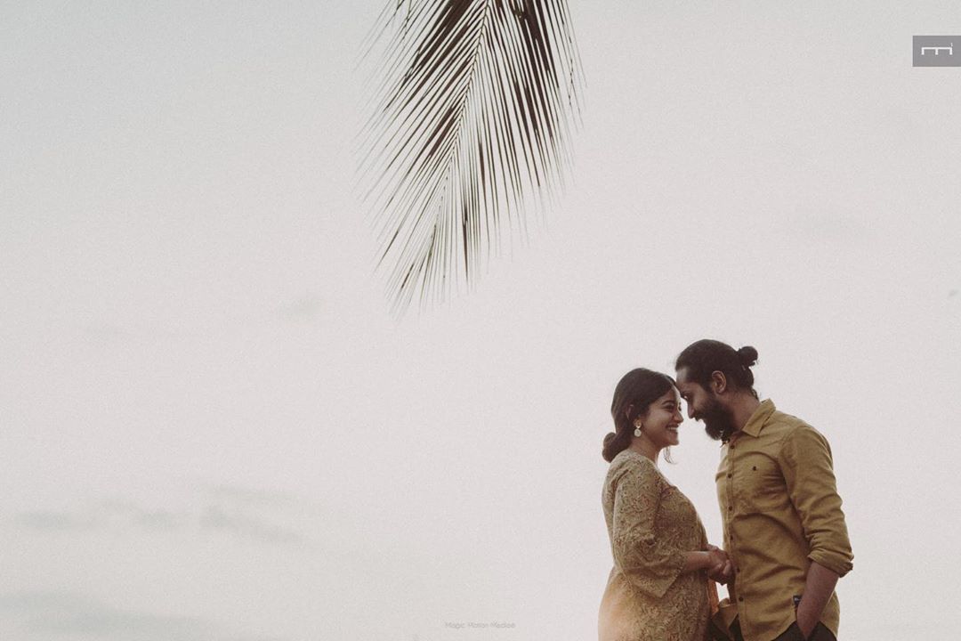 weddingguru's tweet photo. All you need for true happiness is having your loved ones by your side.
.
.
Credits @magicmotionmedia 
.
.

wedding #bride #brideandgroom #weddinginspiration #weddingdecor #weddingseason #weddingdress #bridestyle #bridedress #bridalstyle #weddingphotographer #love https://t.co/SbUcHlpxCm