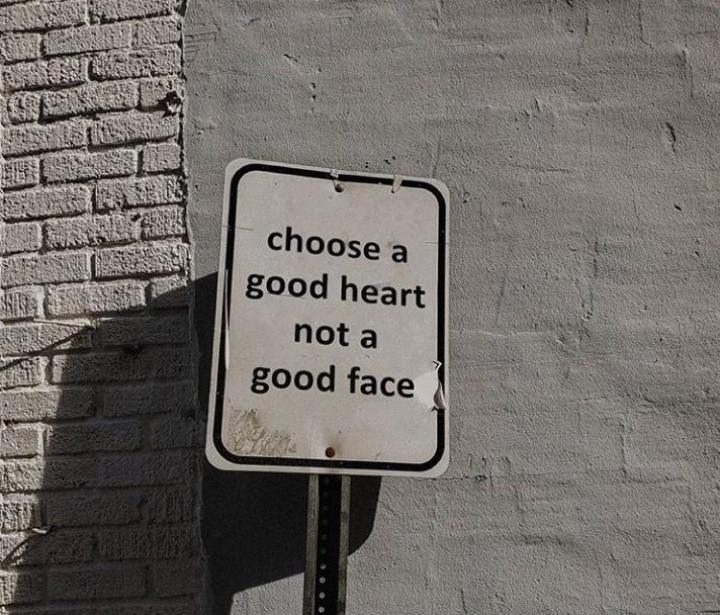 Make a good choices so that you may neither regret nor fail...... Someones heart determine the habits of a person.... #good face bad choice