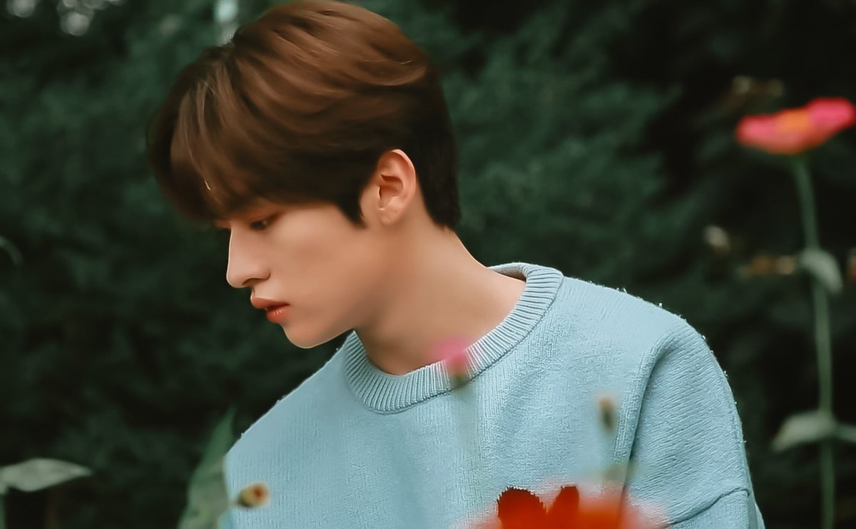 Lee know stray kids. Lee min ho stray kids. минхо stray 2022. минхо stray kids руки. Lee know stray kids.