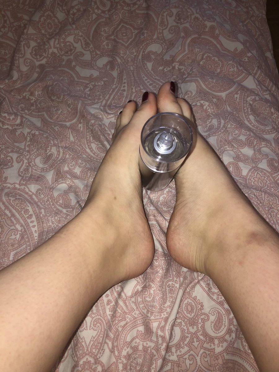stoopki's tweet photo. PROMOCJA tylko 20zł za 3 zdjecia i 2 filmiki;) &amp;rtfindom @rtfeet @rtdumb @rtserf @rt_feet @DirkHooper @rt_pig @slavetodoms @rtp37 @RTFindomPromo @tonybobo3
@find0m @BrokeRTPig @RTfindomfeet
#dominacja #bdsm #polskadomina #slave #niewolnik #femdom #findom #selfcum #cum #domination https://t.co/bX5WWwoIq0