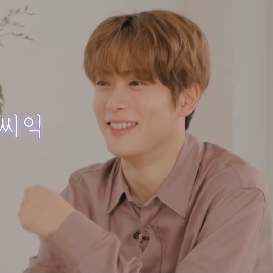 hourlyjaeh's tweet photo. #NCT재현 #JAEHYUN #재현 #NCT127 https://t.co/oxhql7cMCw