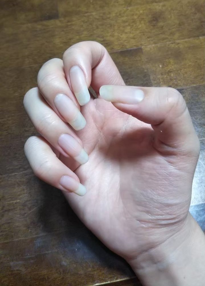 秋山 由奈 ちょいと前 人に会えなかった時 どこまで伸ばせるか爪伸ばしてたんだけど ここまで伸ばしたら逆に切る のが怖くなって 切るタイミングに困ってたら ふっつうに生活し過ぎて 恐ろしい所に亀裂が入ったので 即爪切りました 爪の伸ばし 秋山 由奈 ちょいと前 人に会えなかった時 どこまで伸ばせるか爪伸ばしてたんだけど ここまで伸ばしたら逆に切る のが怖くなって 切るタイミングに困ってたら ふっつうに生活し過ぎて 恐ろしい所に亀裂が入ったので 即爪切りました 爪の伸ばし