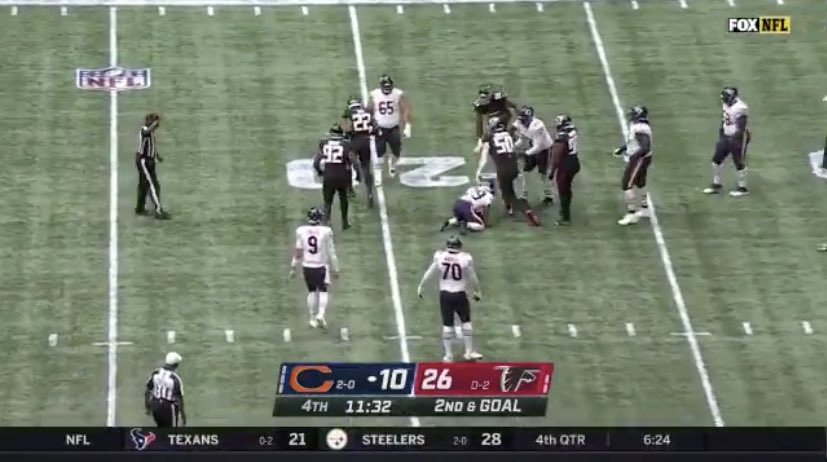 millavemedia's tweet photo. The Chicago Bears every damn week https://t.co/k5fZz79qgl