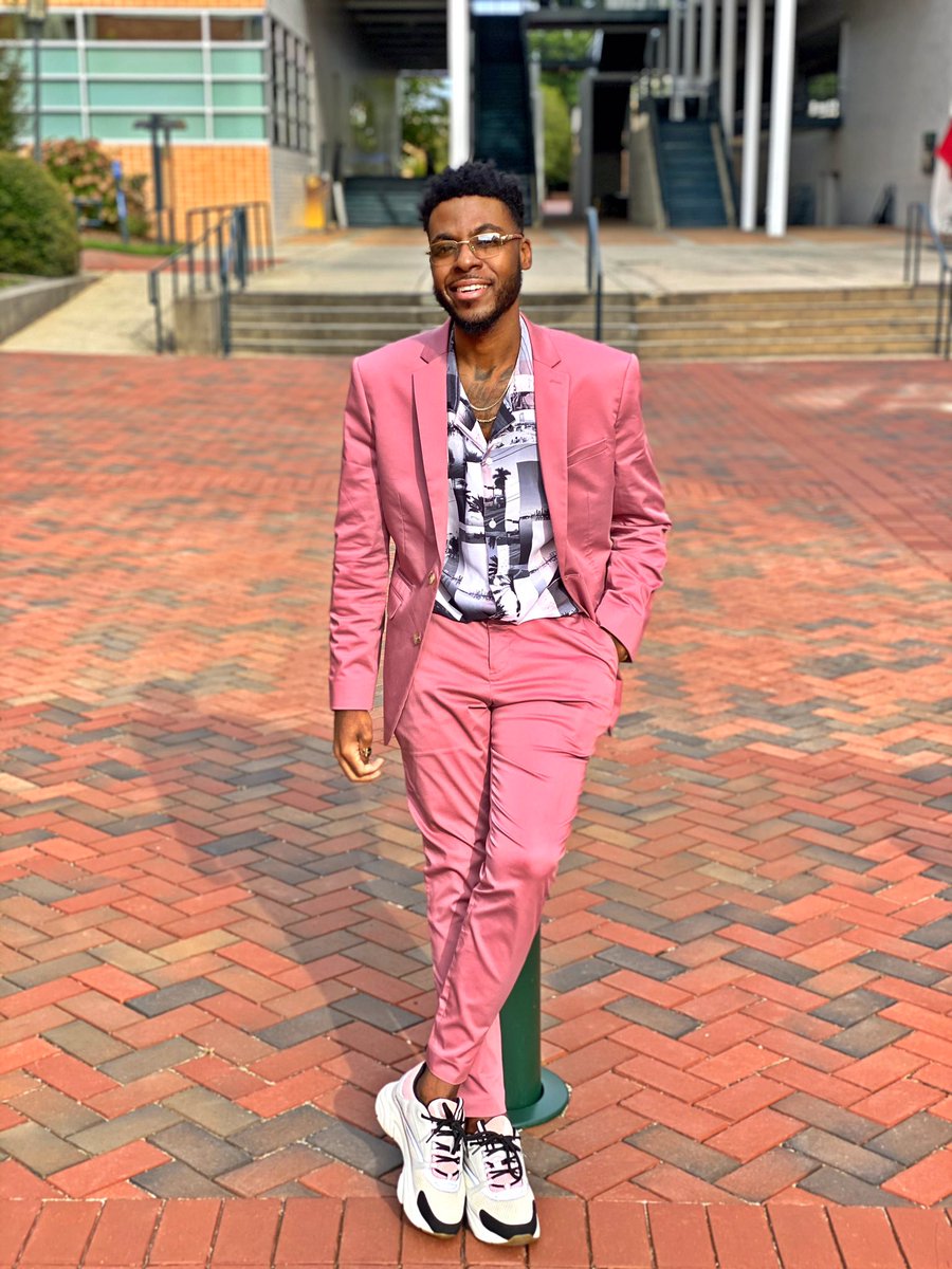 POLO_errday's tweet image. Live your life and grow ! Finish what we started to reach them Heights you know!! 
Express
#express
#expresslife
#Expressmen
#ExpressPartner
#ExpressInfluencer 
#ExpressTogether