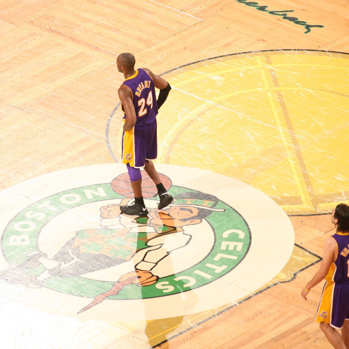 LakersVintage's tweet image. Lakers back in the Finals #NBAFinals #LakeShow  #WinForKobe