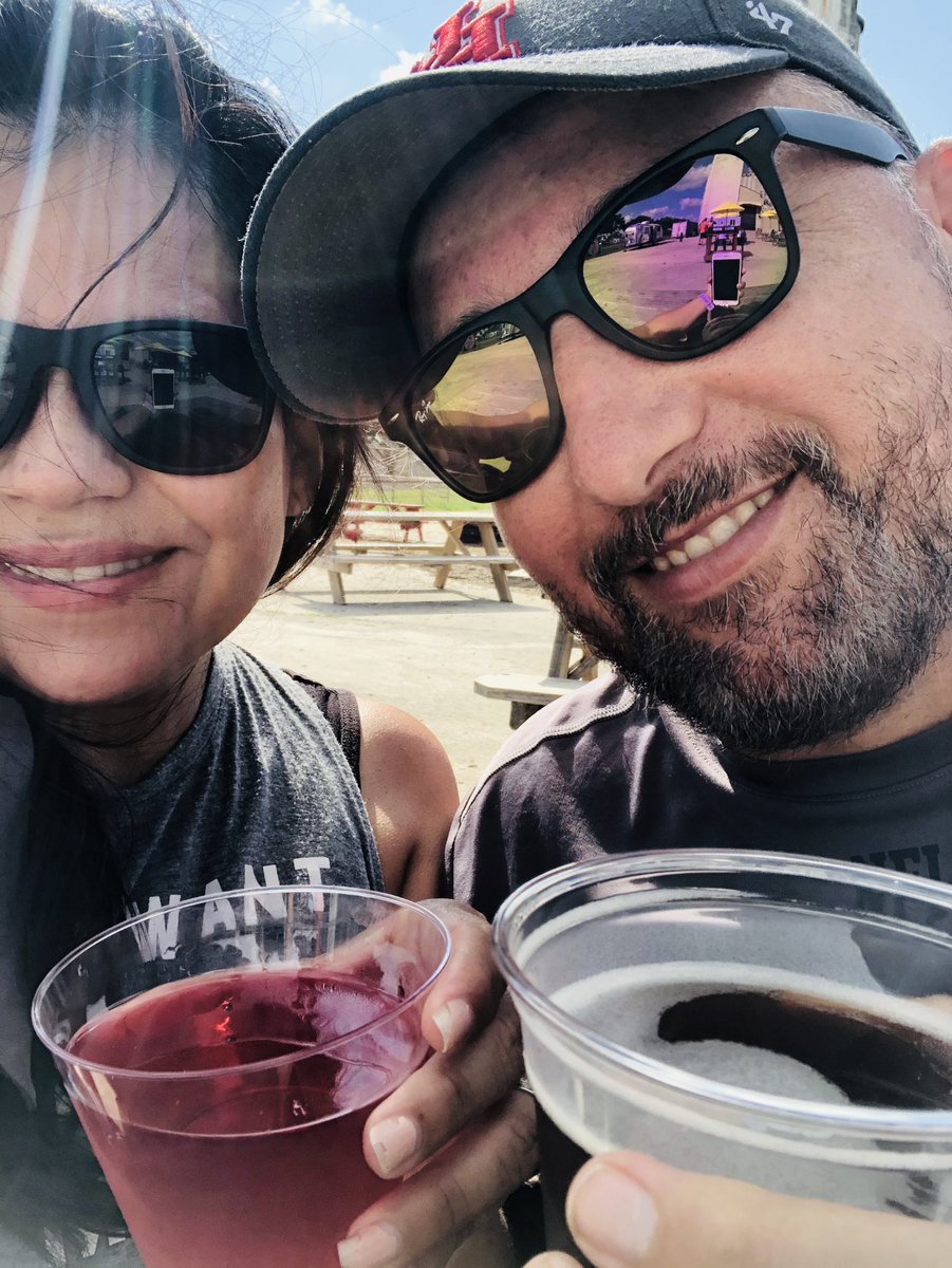 Cheapseatsbox's tweet photo. First time out at a brewery since the beginning of the pandemic @NoLabelBrewCo #alittlenormalcy #stillmaskedup #besafe https://t.co/SqOgpt6lR8
