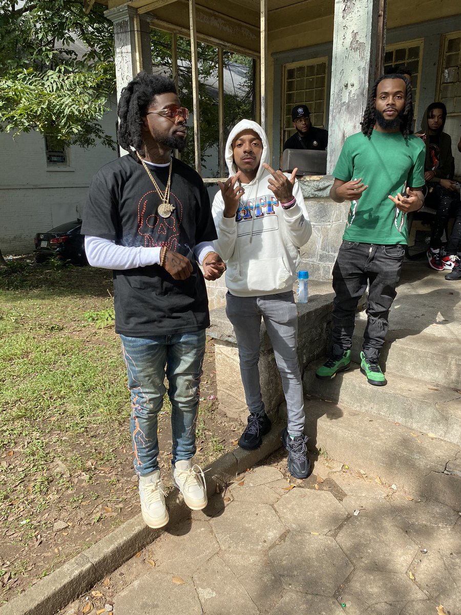 ScootaBallout's tweet photo. tapped in from the Raq to Duval 🤞🏾 https://t.co/PzfAAOvCL0