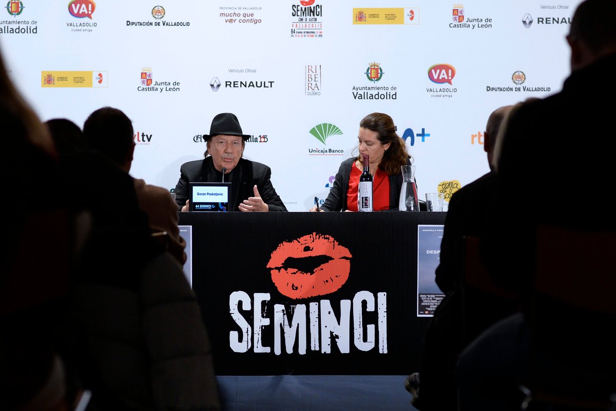 Goran Paskaljevic, el director más laureado en historia de Seminci con tres Espigas de Oro, ha fallecido en París. Goran decía que en nuestro festival se sentía como en su propia casa. Te vamos a echar mucho de menos, querido amigo 
#DEP 😞
Más info 👉 bit.ly/344j7zZ