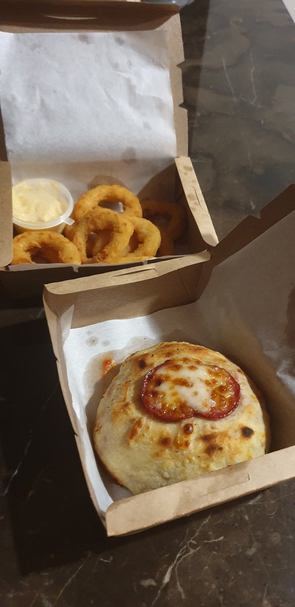 nessreen's tweet photo. Friends, I was mistaken. @pizzaexpressmy delivers (free!) till 2am and they have a vegetarian pizza-burger if you want to feel better about your midnight snacking (I did not order it) #KualaLumpur https://t.co/EvWuIpXkxt