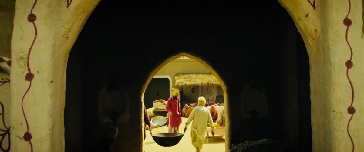 I used to hear stories from my nanni how weddings were like in Punjab before partition. thanks to this movie we get to re-live it. While watching this movie I actually felt like attending a wedding in 1942s.