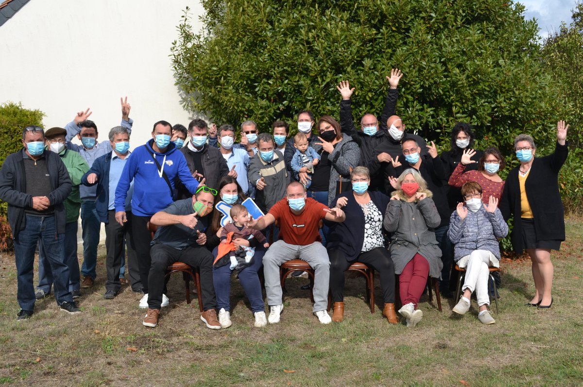 ComitefetesSMDL's tweet photo. 🖇 L'équipe du #ComiteSMDL (Saison 2020 / 2021). 😷 https://t.co/bLKWJK4F3z