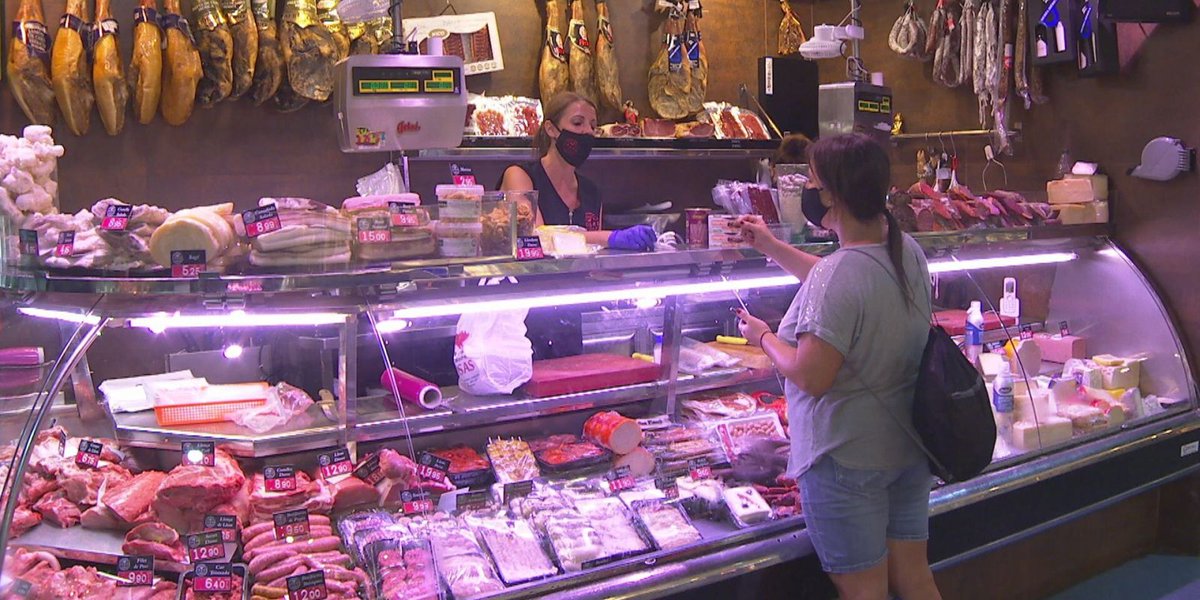 laPetjadadeRubi's tweet photo. 🥦 Paradistes del Mercat Municipal promouen el pagament per Bizum  https://t.co/6xVfCvx3tg  #rubicity #mercats #bizum https://t.co/91GbFLNPZ2