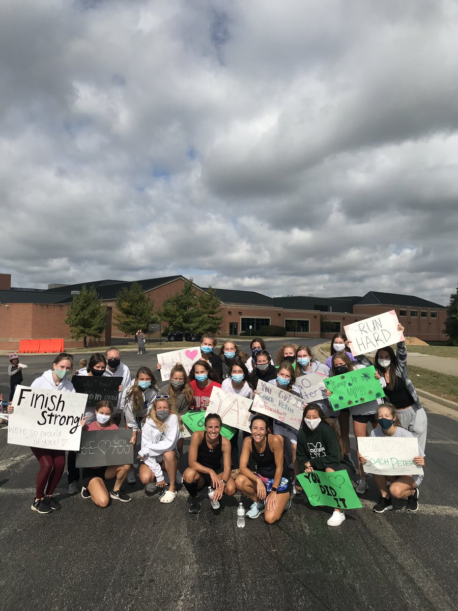 A Sunday morning and a day off after a night game on Saturday and these young ladies are out supporting their soccer family.  Congratulations Coach Peters and Jen on completing your marathon and raising money for such a worthy cause.  Ladies, your support of the run was amazing!