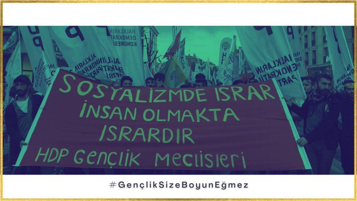 RemziyeTosunHDP's tweet photo. Sosyalizmde Israr
İnsan olmakta ısrardır. 

#GençlikSizeBoyunEğmez https://t.co/LxgxF91cQq