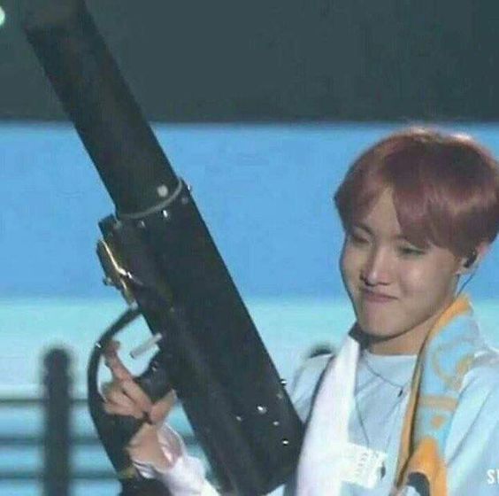 CrackPoe69's tweet image. Im back

Im racked

and I got corrilian vodka WHO WANTS SOME