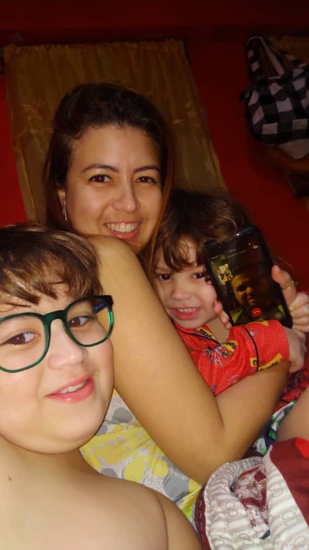 MariYaquelin's tweet photo. @anastasianylon @stop_f2a_ban @curtisatlaw 
@gsiskind
@ckuck
@NicoletteGlazer
Please the F2As need to be heard, we are separated husbands and children, we have rights and this waiting time cannot be recovered, I need my husband and my children their father. #EndF2Aban https://t.co/5nCNwH8SYg