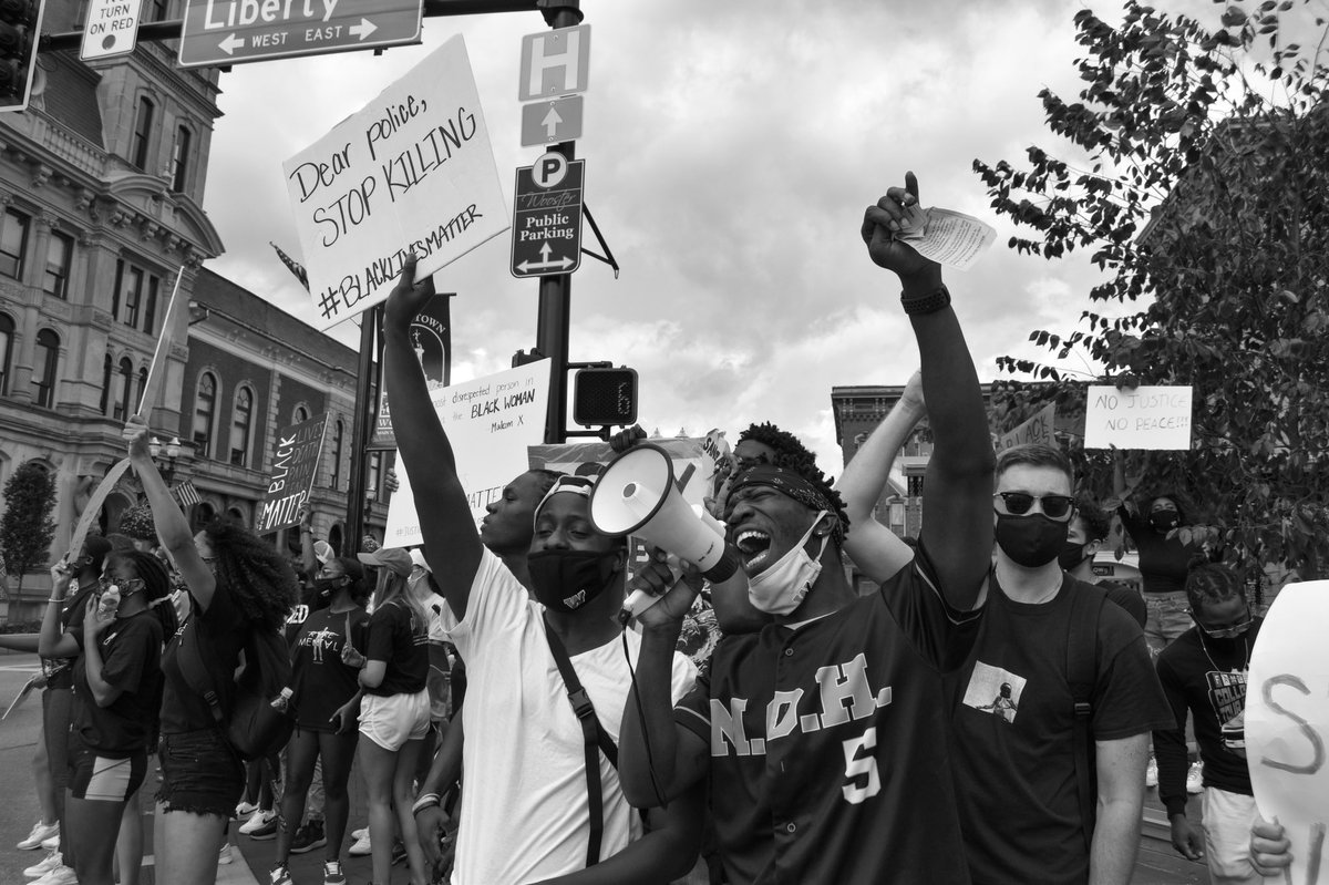 A few photos taken at yesterday’s Black Lives Matter protest in downtown Wooster with student participation organized by <a href="/MenofHarambee/">The Men of Harambee</a>. 📷 Carlos DeSantiago ‘21.