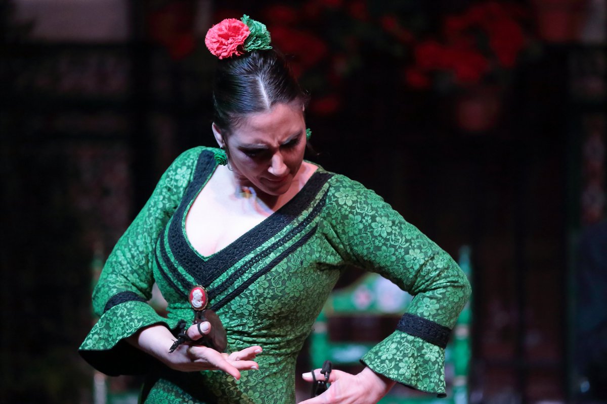 Viernes 2 de Octubre
lacasadelflamencosevilla.com
Susana Casas y "El Junco"💃🕺
<a href="/gallipuro/">David el galli</a>  🗣
Miguel Perez🎸
⏰20.45 h.
"El Arte es el idioma que todas las naciones pueden comprender" Platón
#flamenco #arte #sevilla #tablaos_flamencos #hacemos_eventos #cultura_segura