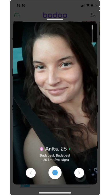 Mivel sokan jelezt&eacute;tek es eddig Szekesfehervart &iacute;rta most modositotta Budapestre es cser&eacute;lte a fot&oacute;m