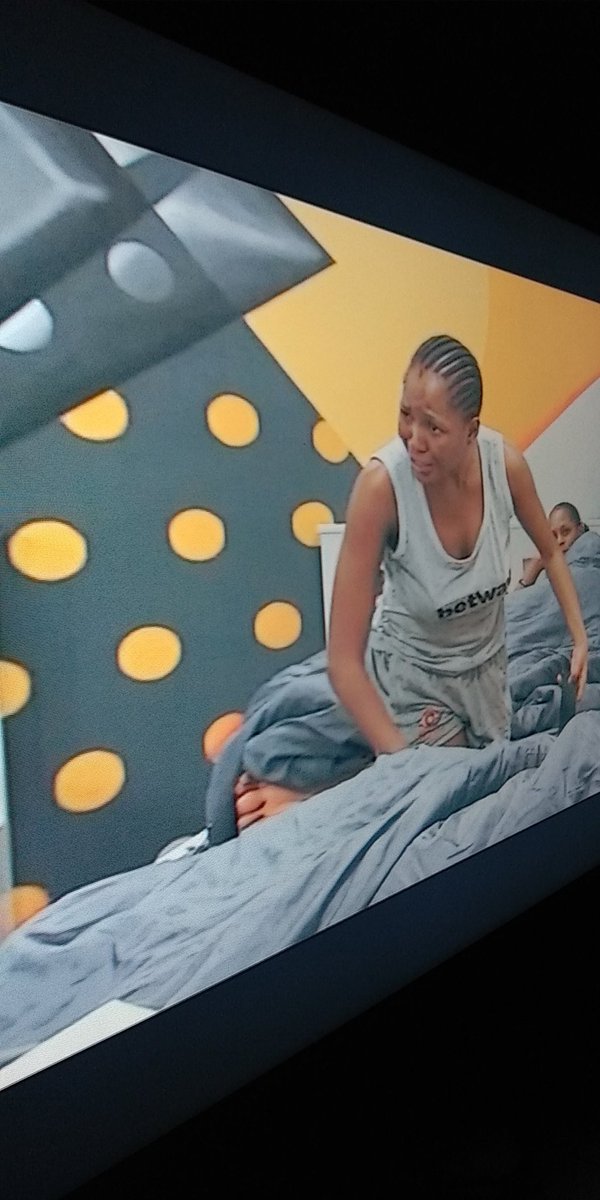 slu_dopest's tweet photo. Laycon for the money #bbnaijalockdown2020 https://t.co/q9aMEn2X1D