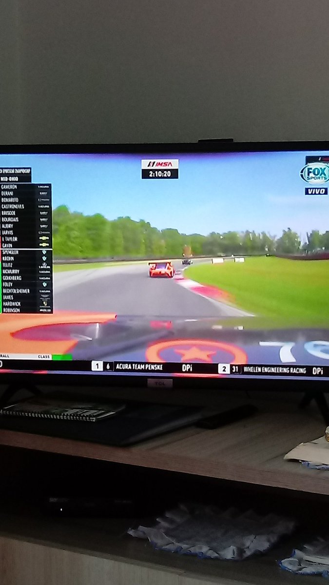 EdsonPi61049694's tweet photo. Domingão à tarde vamos na velocidade da Fox 
#IMSAFOXSPORTS https://t.co/X8R4u5DFiP