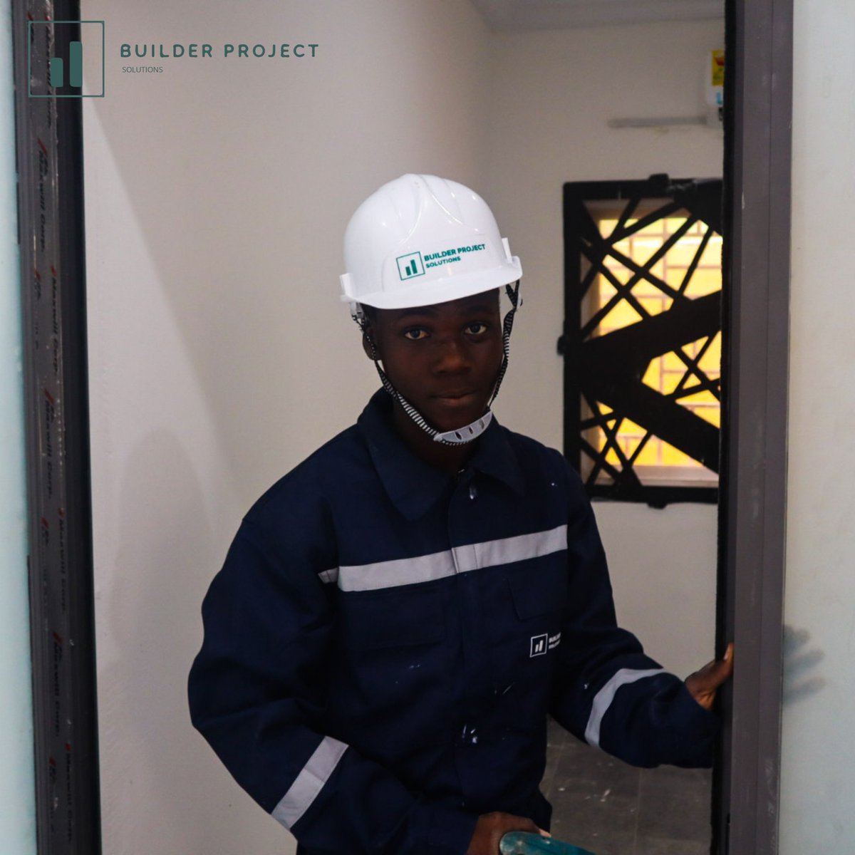 Builderproject1's tweet image. Frosted Glass:
Translucent, which means it gives you some privacy, but still allows light in and keep the space bright. This type is very common and looks really nice in both home and office interiors.
.
#Builderprojects #Builderprojectsolutions #Ghana #construction #renovation