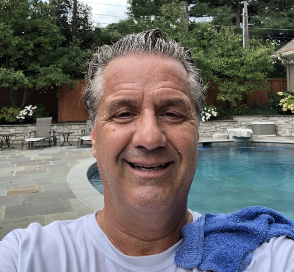 CoachCalArk's tweet photo. This one is for my daughters, who said I need to learn how to take a selfie.

I’m feeling lighter after a workout but my nose looks bigger at this close range! https://t.co/9iuLNtCm1d