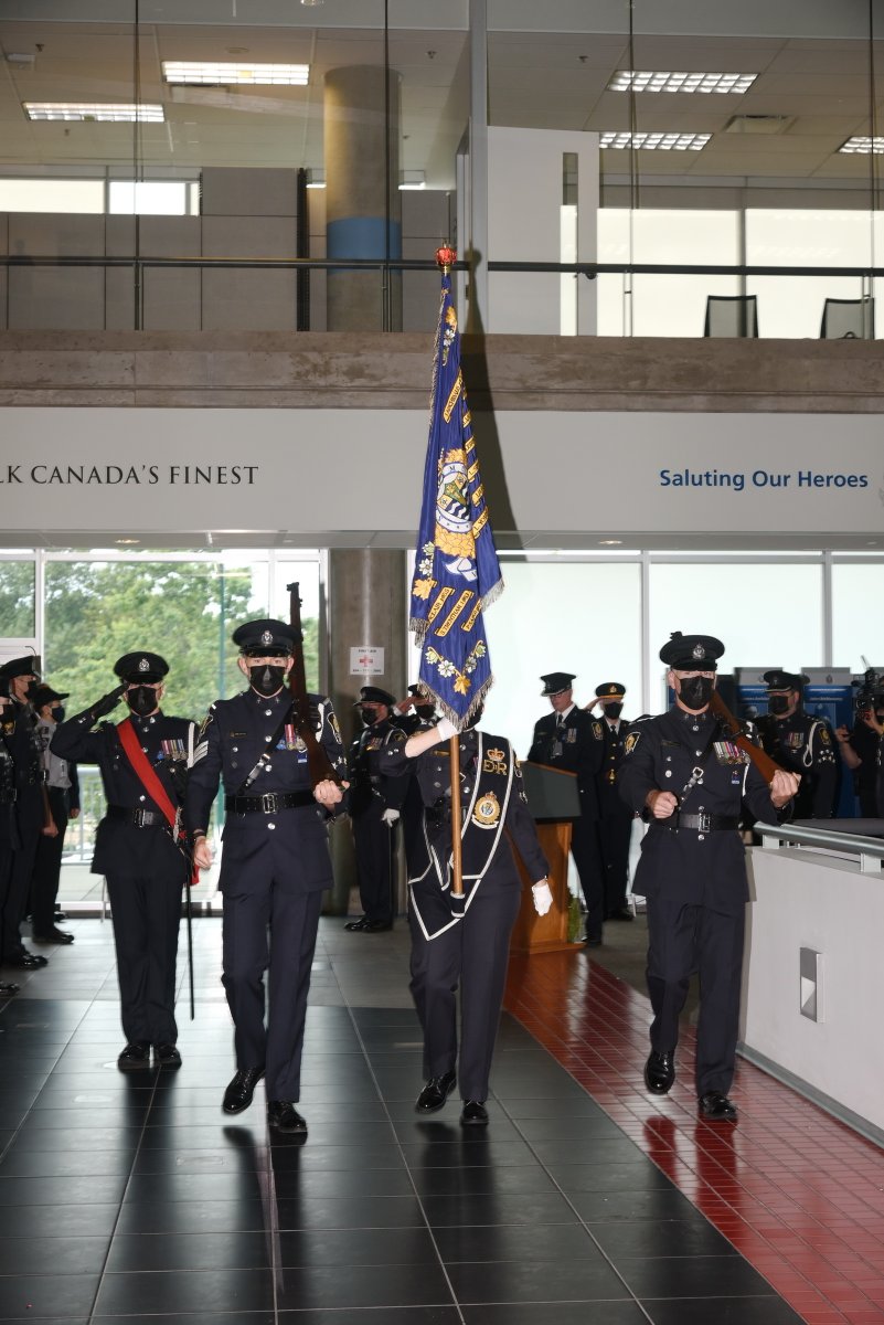 AdamPalmerRCMP's tweet photo. #VPD remembers our fallen officers killed in the line of duty #BCLEM #NeverForget @VancouverPD #LODD #EOW @BCLEMemorial @cppom https://t.co/veLYy5O4mT