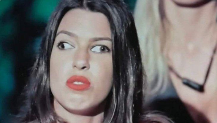 ME MIRO Y LA MIRÉ TURUTUTURUTURUTUTUTU

#LaIslaDeLasTentaciones2