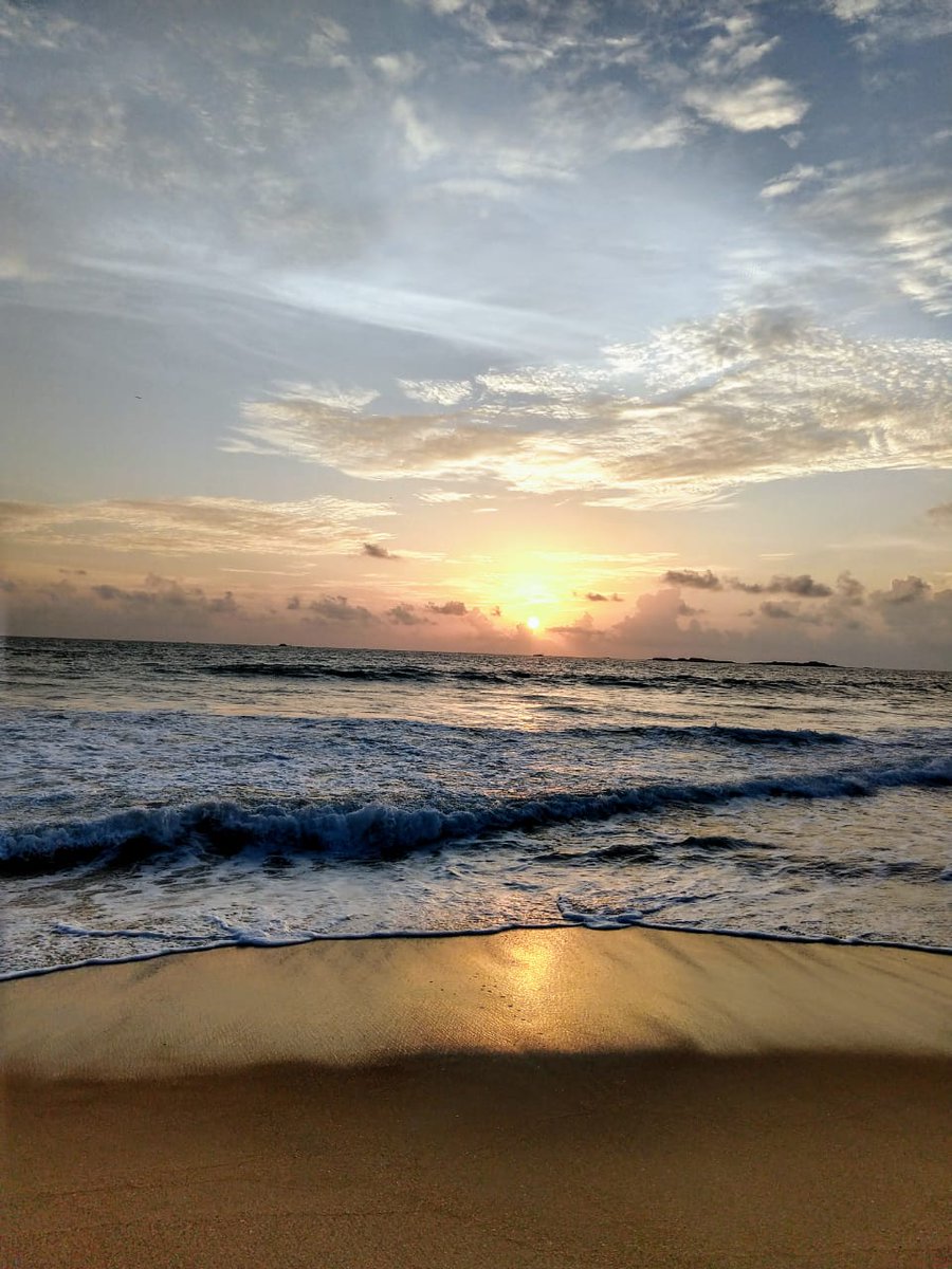 sambit_dash's tweet image. Vitamin Sea this evening. #Mattu #Beach