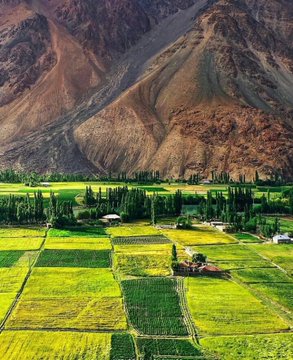 Mesmerizing Ghizer Valley in summer, Northern Pakistan. #VisitPakistan2021  #WorldTourismDay