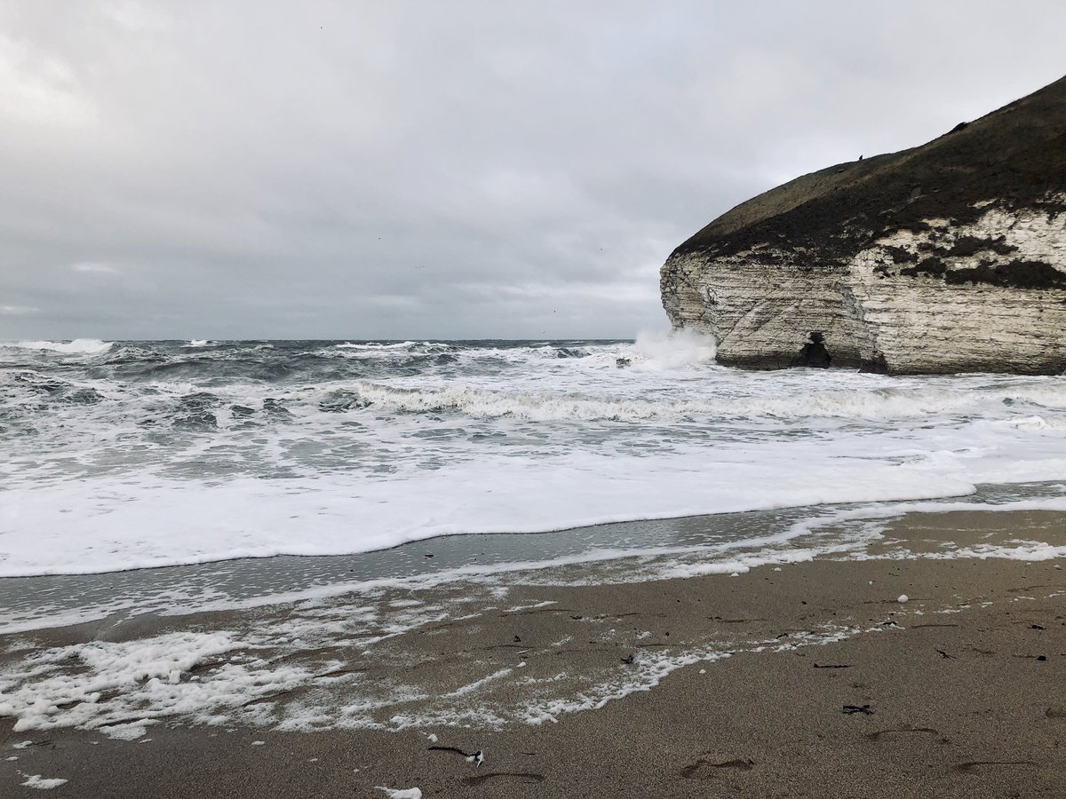 Wild waves at #Flamborough today 🌊🌊#visiteastyorkshire #loveyorkshire