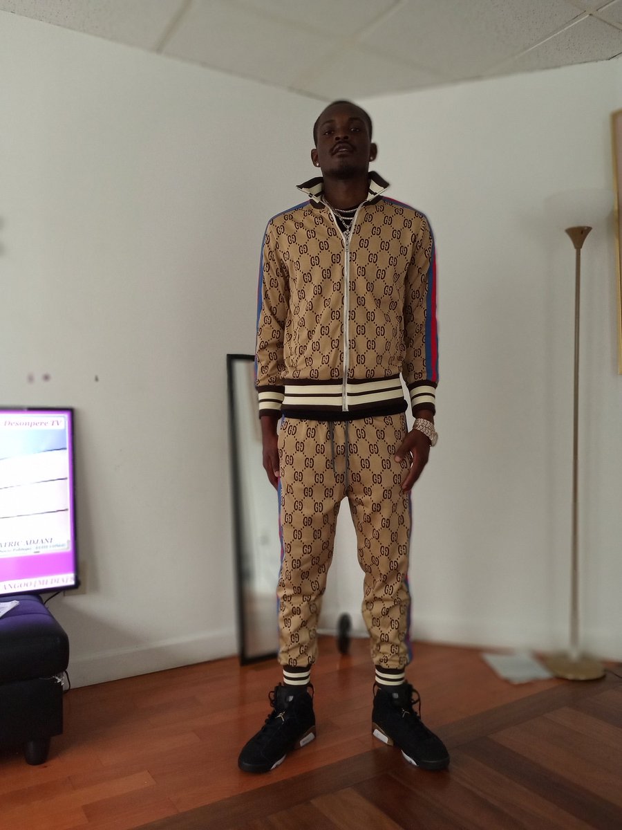 Bongo_5's tweet image. Dieu qui protege Les diable net pas Des place Dan&apos;s ma vie