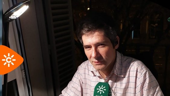 A las 25 horas del domingo empieza <a href="/ElFlexoReyero/">ElFlexoPacoReyero</a> hoy con <a href="/JCimarro/">Jesús Cimarro</a>, entre actores y teatro; <a href="/JCPalmaMacias/">Juan Carlos Palma</a>
 y su delicioso ensayo "Baños de Mar y Celuloide: Historia del Cinematógrafo en Sanlúcar de Barrameda"; el increíble Herrera y los romanos...<a href="/canalsur/">CanalSur</a> <a href="/CanalSurRadio/">Canal Sur Radio</a>