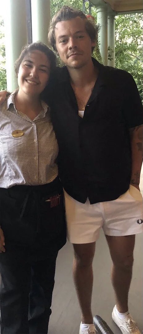 aug 6 2019: harry steps out to dinner in philadelphia looking casual but also immaculate in his man bun and vans, they’re slightly dirtier but still in decent condition
