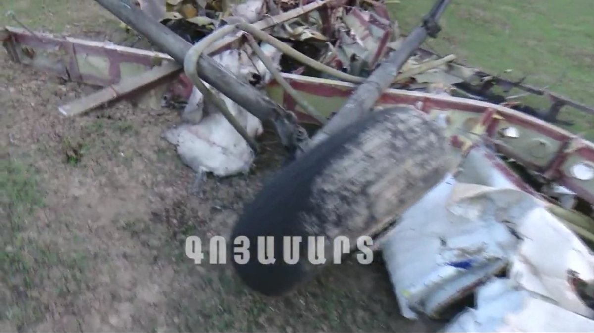 Wreckages of what seems to be an Azerbaijani drone can be seen at the beginning of the footage in my previous tweet.