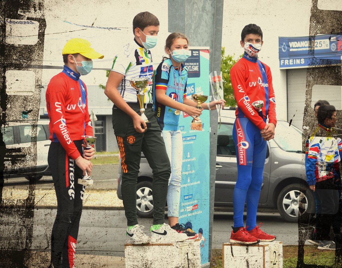UVPoitiers's tweet photo. Consultez mon nouveau post de blog - https://t.co/TmYTDPA0Ek ! 
les mini-cyclistes "bouclaient la boucle" en quelques (2 ou 3 petites) minutes seulement .... 
Ceci, permettant de démultiplier les encouragements et les applaudissements. https://t.co/2AuN5wVWNU