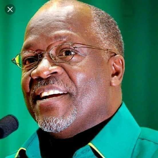 Kigogo2014🇰🇪 (@kigogo2030) on Twitter photo Tumefikia nusu ya kampeni kura yako inakwenda kwa nani?
Retweet kwa <a href="/TunduALissu/">Tundu Antiphas Lissu</a>
Like kwa @Mgufuli Tumefikia nusu ya kampeni kura yako inakwenda kwa nani?
Retweet kwa <a href="/TunduALissu/">Tundu Antiphas Lissu</a>
Like kwa @Mgufuli