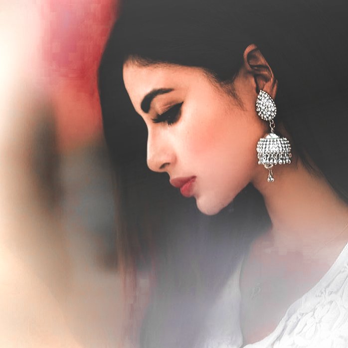 Happy birthday mouni roy!    