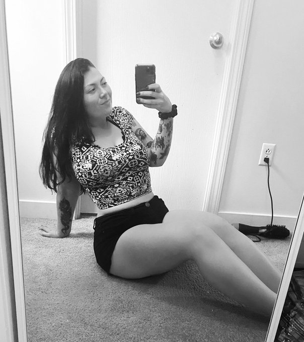 I hit 75 lbs of weight loss yo. 😁 Also i be streaming my gaming now, idk what im doing but im going for<a href="/tag/weightloss"class="tags"><span>#weightloss</span></a><a href="/tag/dontgiveup"class="tags"><span>#dontgiveup</span></a><a href="/tag/streaming"class="tags"><span>#streaming</span></a><a href="/tag/gaming"class="tags"><span>#gaming</span></a><a href="/tag/m"class="tags"><span>#m</span></a>