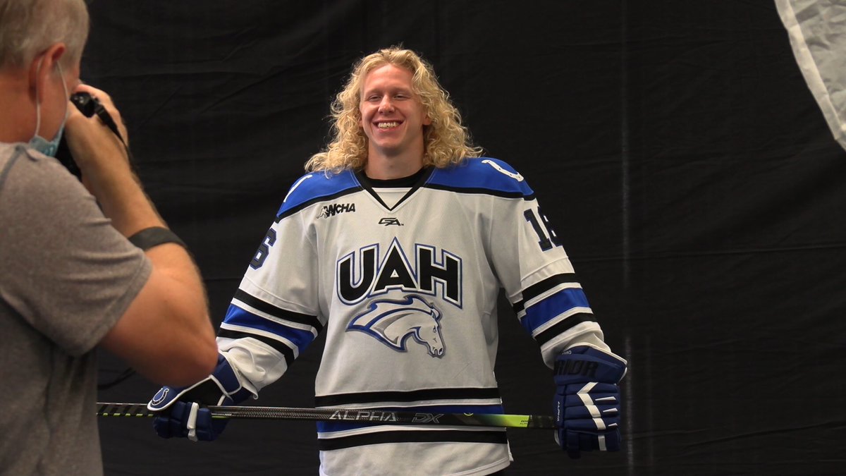 UAH Hockey tweet media