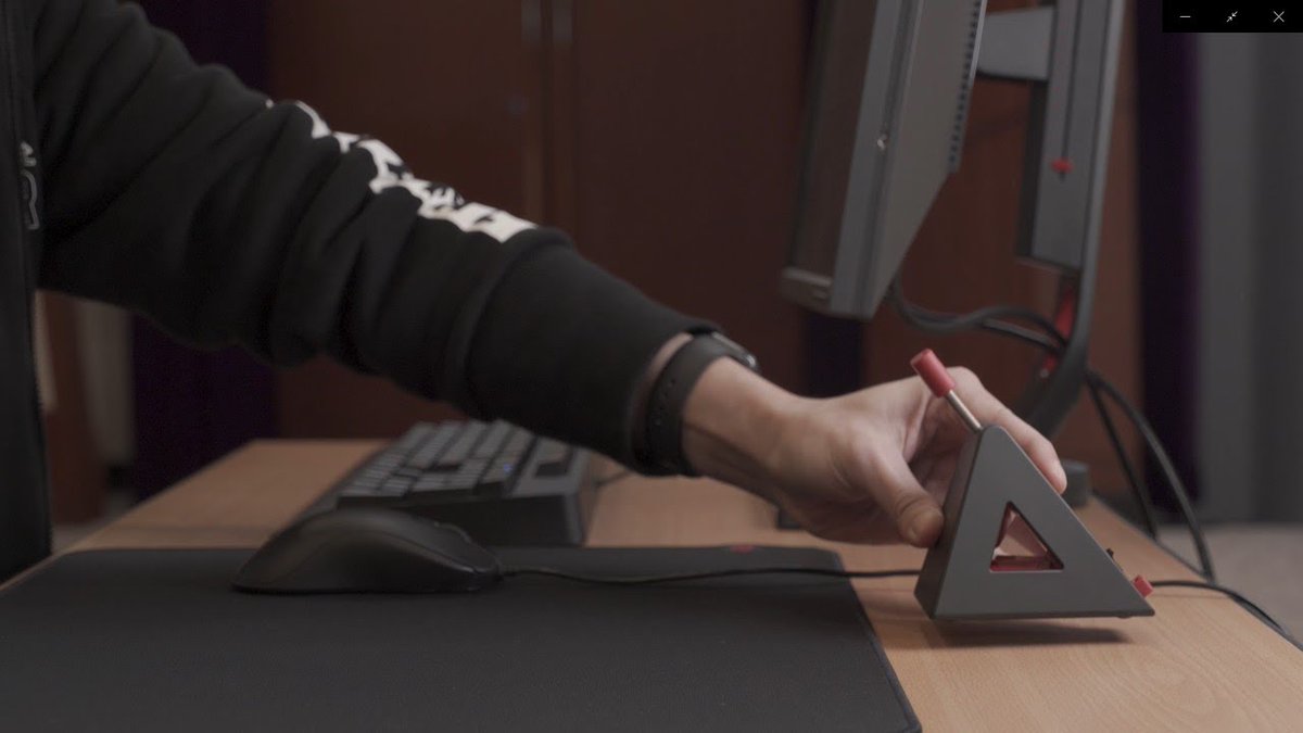 ZOWIEeSportsBr's tweet photo. O CAMADE II possui um grampo de borracha que se adapta a cabos de mouse de diferentes espessuras e seu design sólido permite uma mobilidade conveniente sem qualquer montagem adicional.
https://t.co/w01GNstHsl
#ZOWIE #CAMADE #MouseBungee #Bungee https://t.co/CzXBkjb9cQ
