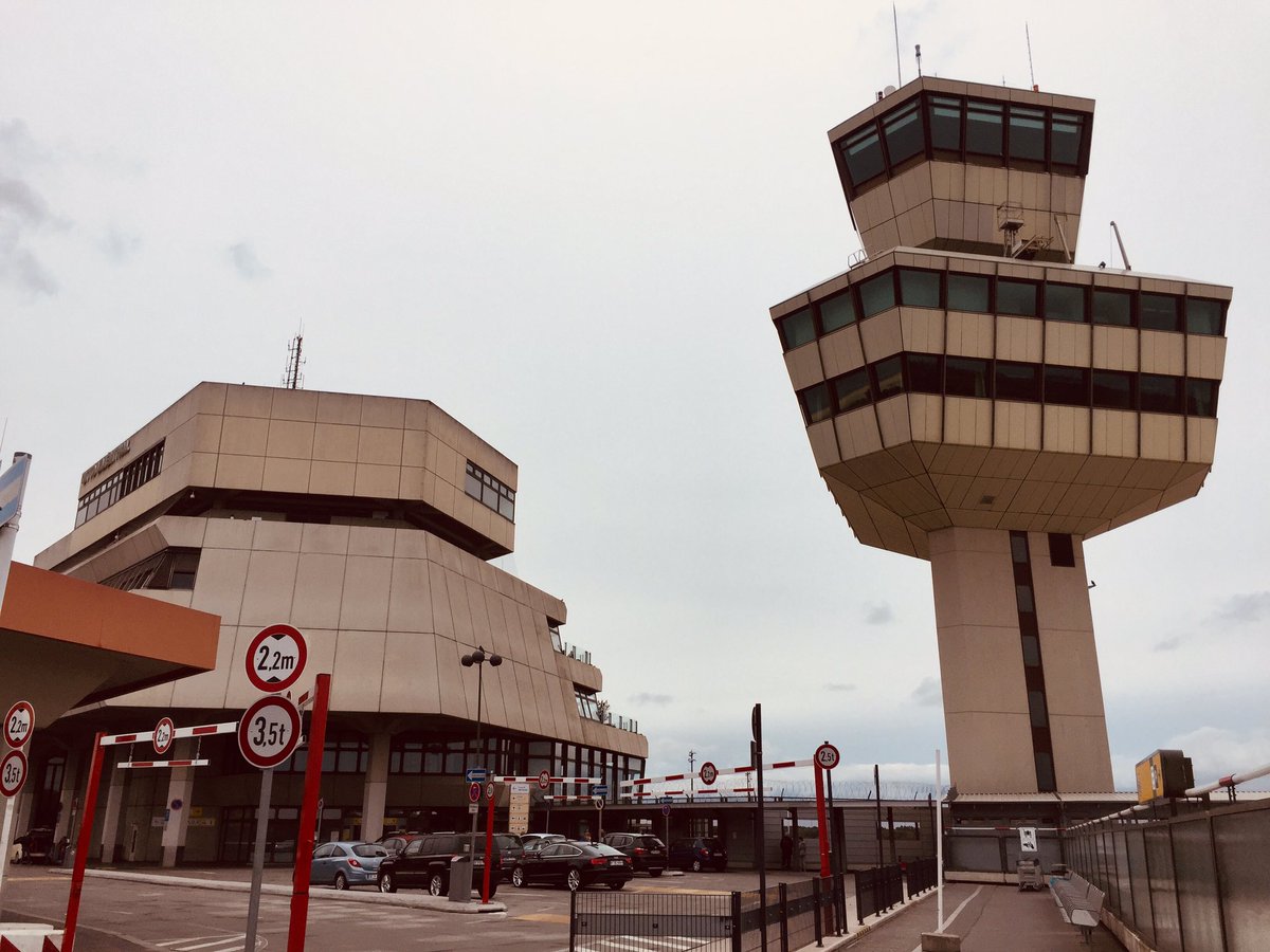 テーゲル空港