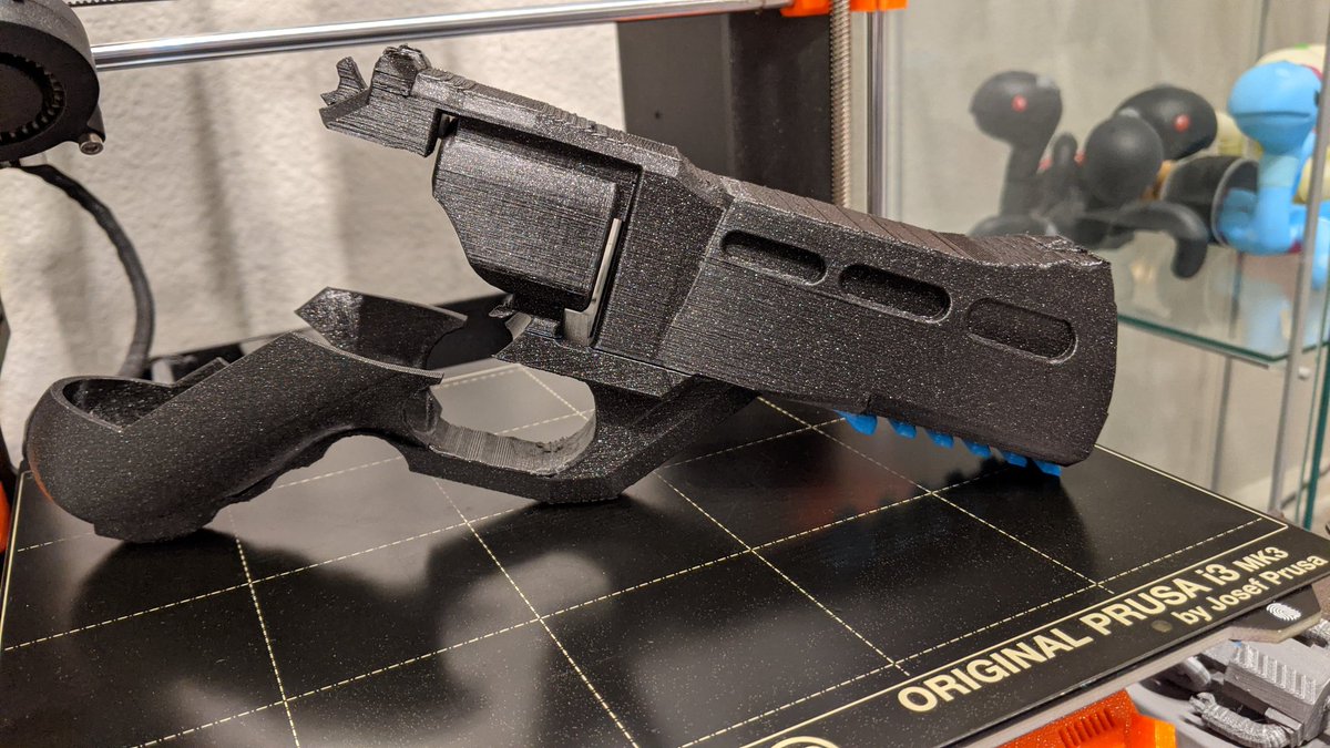 EnemyofGLaDOS's tweet photo. Got the barrel printed today. All put together this thing is sweet.
But my wife is funny: "YOU PRINTED A FUCKIN' GUN"!? (with a distressed look on her face) 😂
#OculusQuest #QuestController #gungrip #3Dprinting #3dprinted #prusa3d #prusament #i3mk3s #VR #VirtualReality https://t.co/BLtKzWd1KT