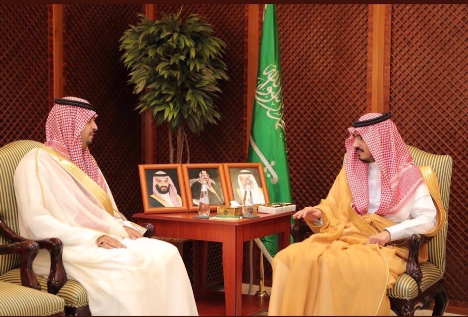 نبارك لسعادة الشيخ/ شاكربن خالدبن لؤي صدور قرارصاحب السموالملكي وزيرالداخلية بتعيينه محافظاًلمحافظة الخرمة بالمرتبةالثانية عشر.. سائلين الله له العون والتوفيق والسداد في خدمة دينه ثم مليكه ووطنه ...