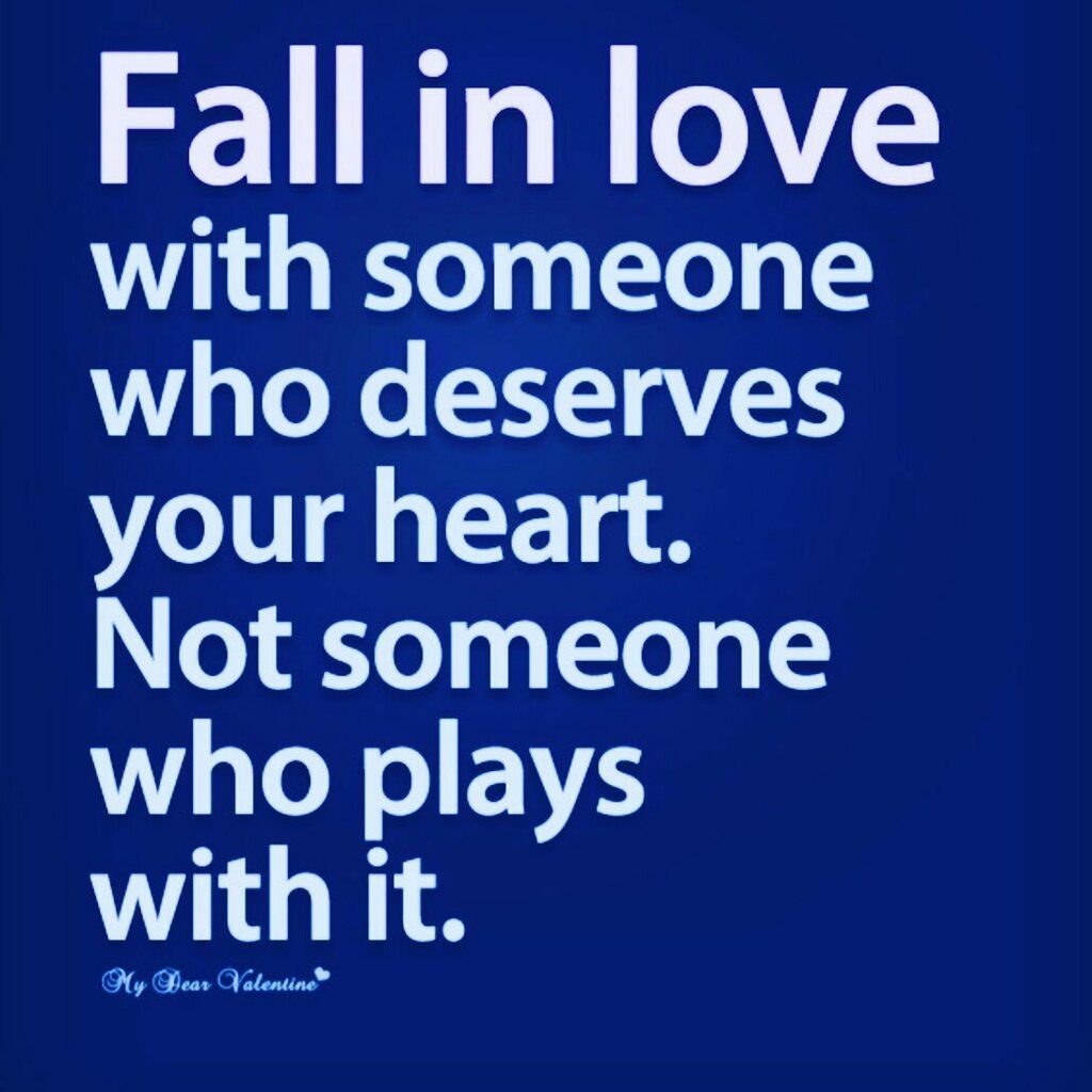 divorce_ontherx's tweet photo. We deserve adoration from men not abuse. Start to love people from a distance, not everyone deserves to take from you, when they barely put any effort. RP ❤️ 
@mydearvalentine___  @my_dearvalentine @my.dear.valentine 
#divorce #maydivorcebewithyou #whenl… https://t.co/O50sLWKjin https://t.co/lyZRQzeSTk