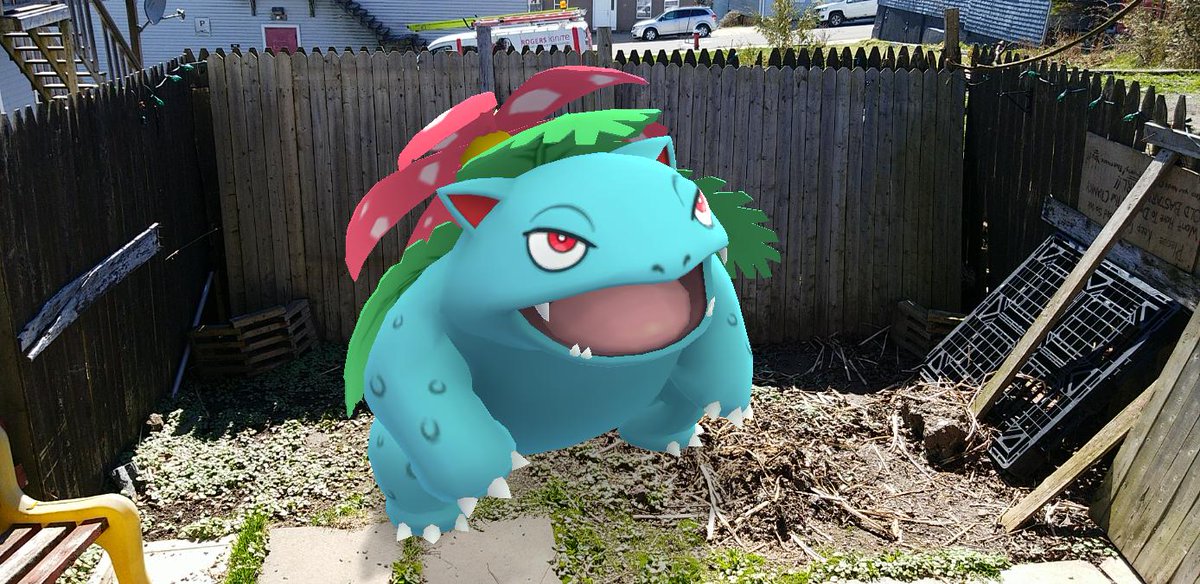 Huzzah, the greenery of the natural plantlife finally began to return to the city! Around the end of May/early June, Sprout the  #Venusaur and I struck out for some more  #GOSnapshot pics, since we could finally find some nice scenery! #PokemonGO  #PokemonGOARplus  #PokemonGOBuddy