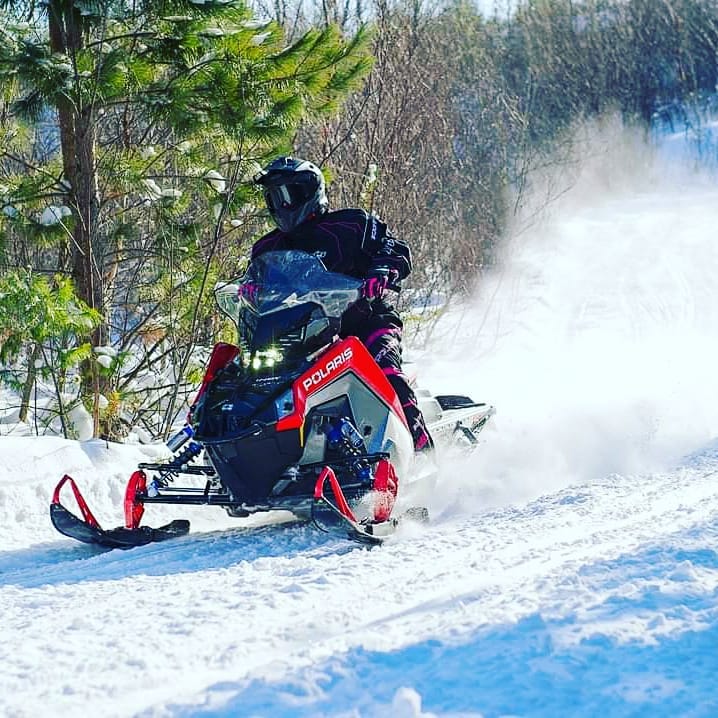 PolarisSnow's tweet image. The all-new Matryx platform features a rider first design, allowing you to move with the sled, not around it.
#LetsRide #PolarisAmbassador
📸: tdogg990