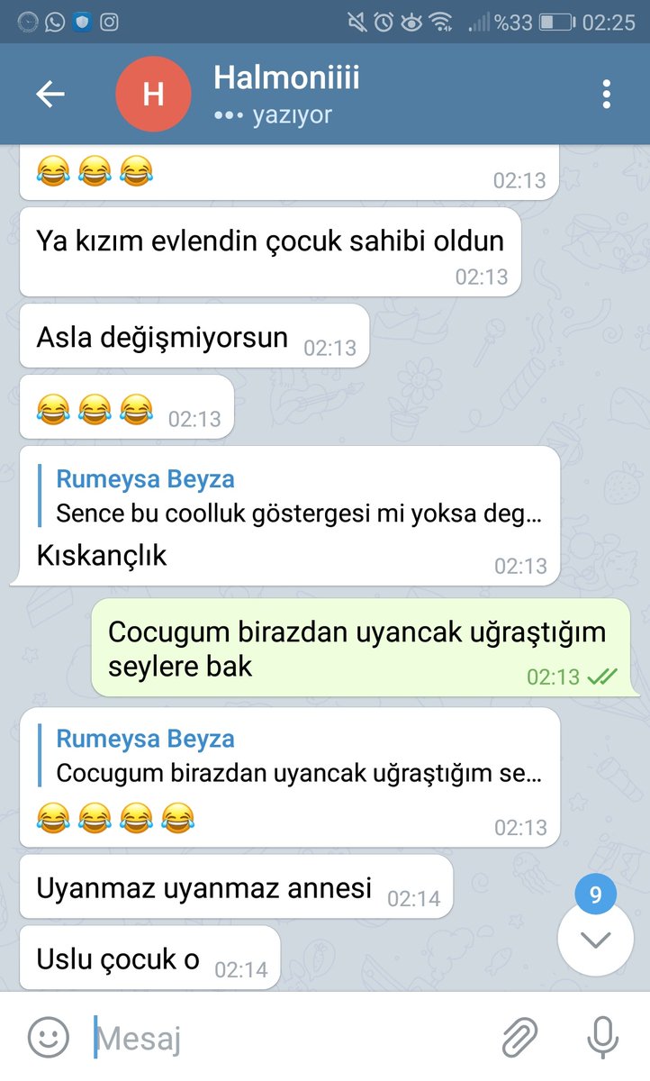 lafuguzafff's tweet photo. Aylar sonra bir serserilik yapıp gece bayılmak suretiyle uyumak yerine stalk yaptım. Hadi konuşmamızı bir de buraya atayım da tam eski günlere döneyim 😢 @palmiilepalmiye https://t.co/M5bDDvn6o5
